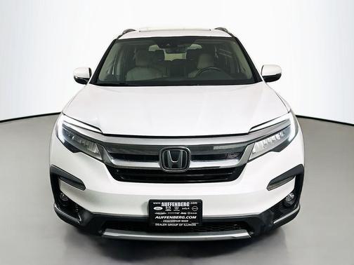 White 2020 Honda Pilot Elite