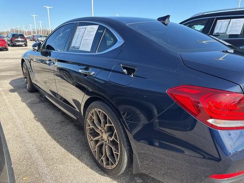 2020 Genesis G70 2.0T