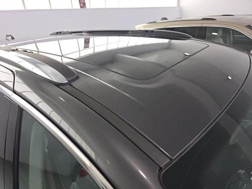 Granite Crystal Clearcoat Metallic 2018 Chrysler Pacifica Limited