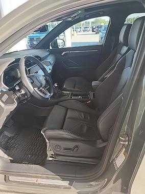 2023 Audi Q3 45 S line Premium