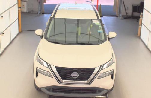 Pearl White Tri-Coat 2023 Nissan Rogue SV