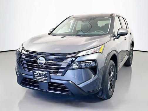 Gun Metallic 2026 Nissan Rogue SV