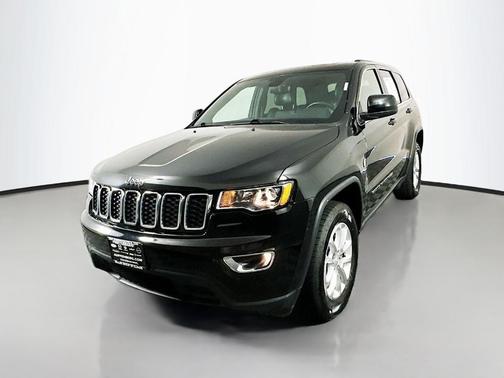 Diamond Black 2022 Jeep Grand Cherokee WK Laredo