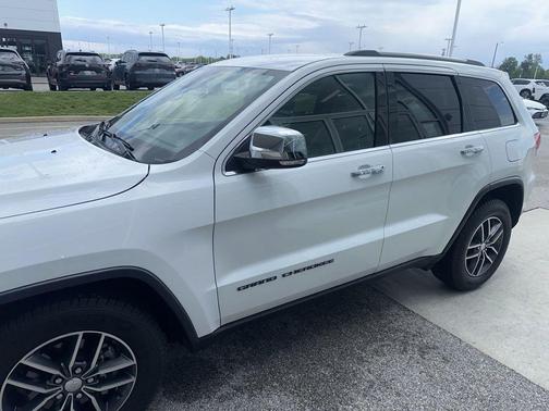 Bright White Clearcoat 2018 Jeep Grand Cherokee Limited
