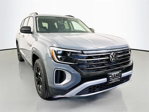 2026 Volkswagen Atlas PEAK EDITION