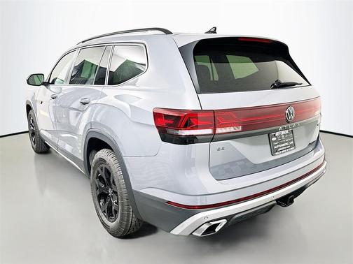 2026 Volkswagen Atlas PEAK EDITION