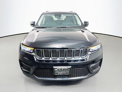 Diamond Black 2023 Jeep Grand Cherokee Laredo X