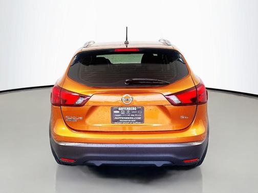 Monarch Orange 2017 Nissan Rogue Sport SL