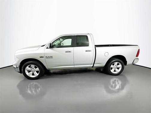 2016 RAM 1500 SLT