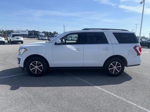 Oxford White 2018 Ford Expedition XLT