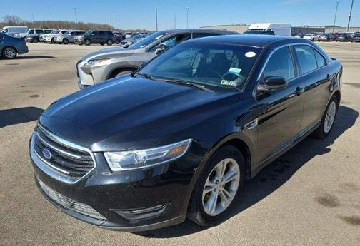 Shadow Black 2018 Ford Taurus SEL