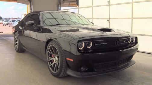 2016 Dodge Challenger SRT 392