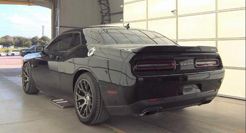 2016 Dodge Challenger SRT 392
