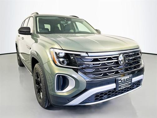 2026 Volkswagen Atlas PEAK EDITION