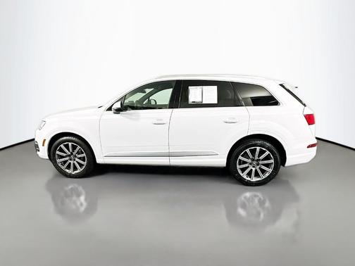 Glacier White Metallic 2018 Audi Q7 3.0T Prestige