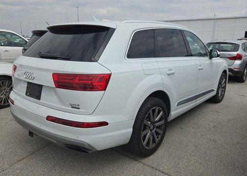 Glacier White Metallic 2018 Audi Q7 3.0T Prestige