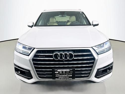 Glacier White Metallic 2018 Audi Q7 3.0T Prestige