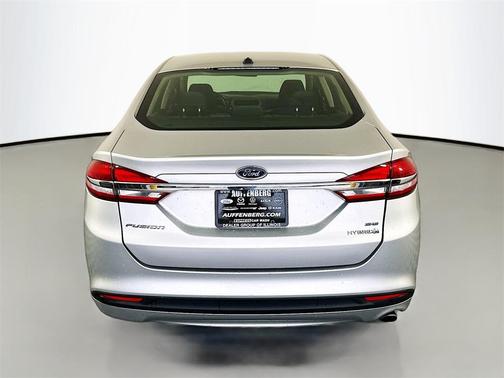 2017 Ford Fusion Hybrid SE