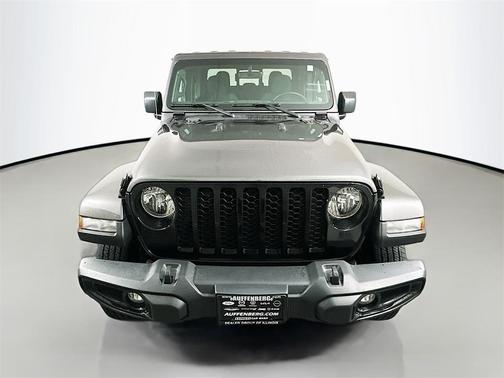2022 Jeep Gladiator Sport