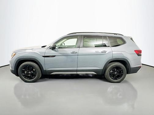 Pure Gray 2026 Volkswagen Atlas 2.0T Peak Edition
