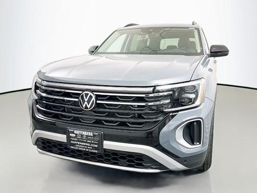 Pure Gray 2026 Volkswagen Atlas 2.0T Peak Edition