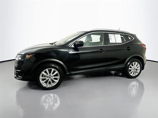 2021 Nissan Rogue Sport SV
