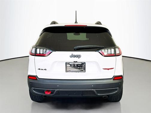2021 Jeep Cherokee Trailhawk