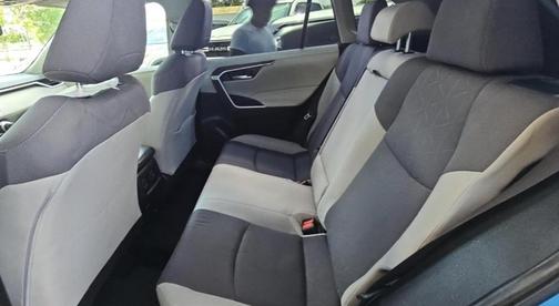 2019 Toyota RAV4 Hybrid XLE