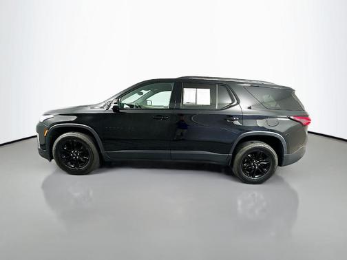 Mosaic Black Metallic 2023 Chevrolet Traverse LS