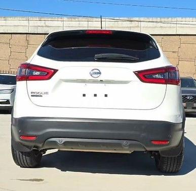 Glacier White 2021 Nissan Rogue Sport S