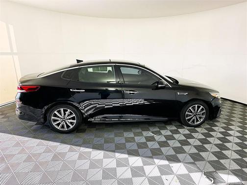 2019 Kia Optima EX