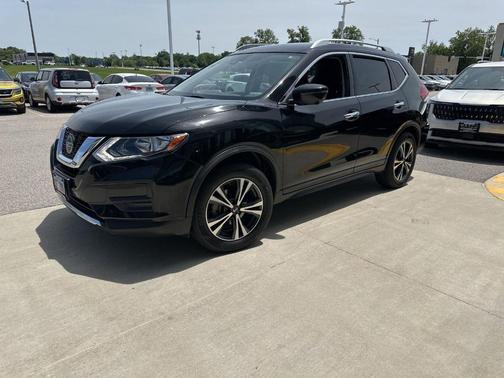 Magnetic Black 2020 Nissan Rogue SV