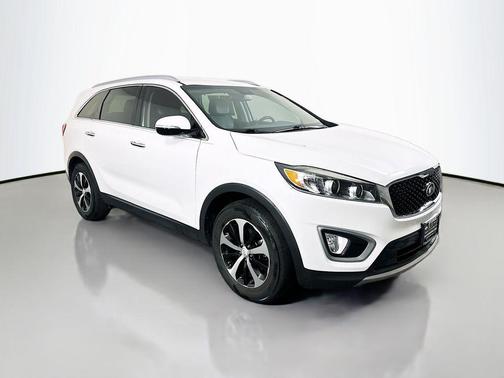 Snow White Pearl 2017 Kia Sorento EX