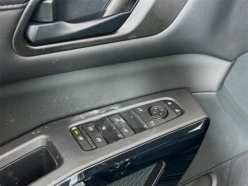 2026 Nissan Pathfinder S