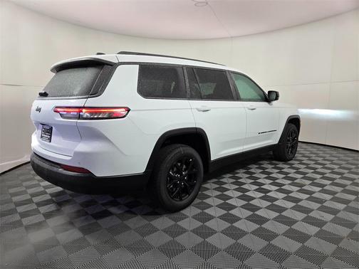 2025 Jeep Grand Cherokee L Laredo