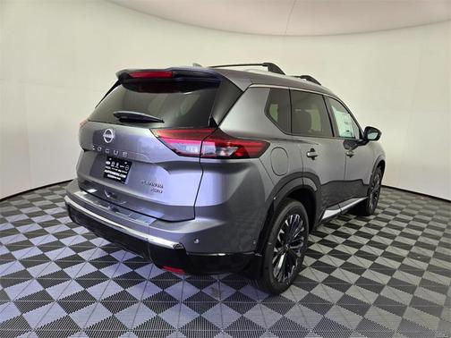 2025 Nissan Rogue Platinum
