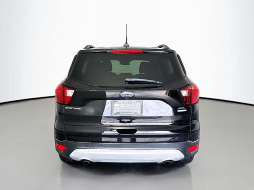 Agate Black Metallic 2019 Ford Escape SEL
