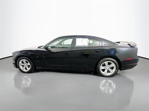 2013 Dodge Charger SE