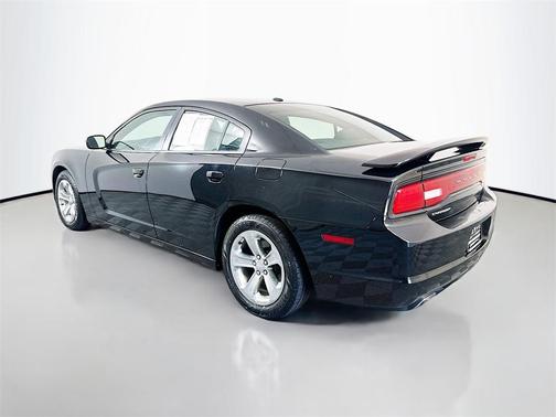 2013 Dodge Charger SE