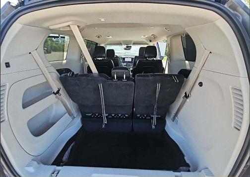 2022 Chrysler Pacifica Touring-L