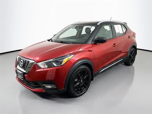 2020 Nissan Kicks SR