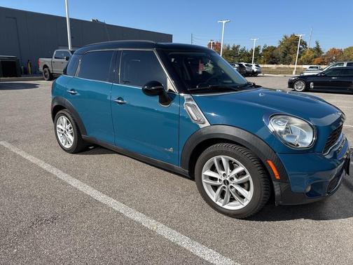 2011 MINI Cooper S Countryman Base