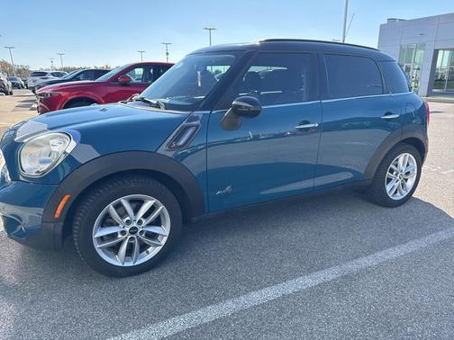 2011 MINI Cooper S Countryman Base
