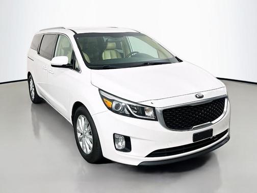 Snow White Pearl 2016 Kia Sedona EX