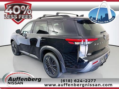 Super Black 2026 Nissan Pathfinder SL
