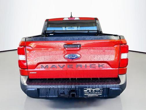Hot Pepper Red Metallic Tinted Clearcoat 2024 Ford Maverick Lariat