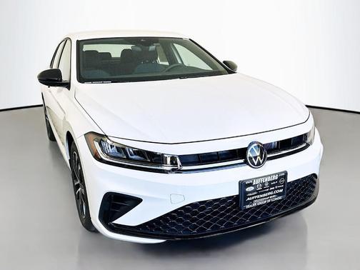 Pure White 2026 Volkswagen Jetta 1.5T Sport