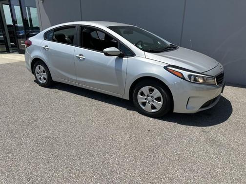Silky Silver 2017 Kia Forte LX
