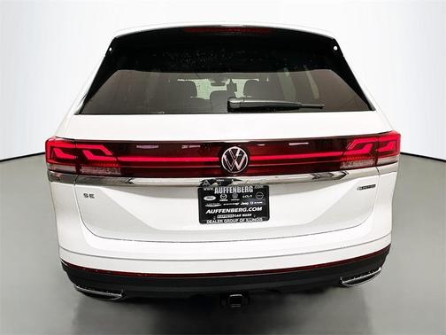 2025 Volkswagen Atlas 2.0T SE