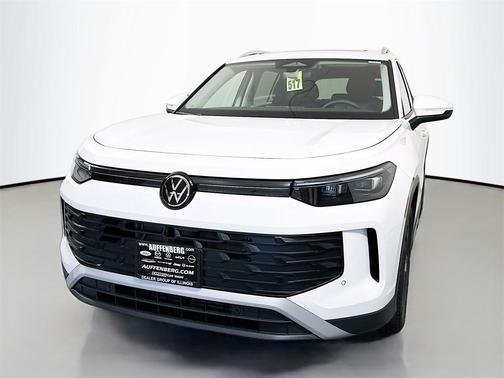 2025 Volkswagen Tiguan 2.0T SE